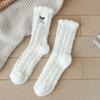 Meias de Coral Fleece com Laço Bordado Meias de Cano Médio Espessas Meias Femininas Quentes de Inverno Peludas Meias de Dormir Lua