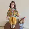 Conjunto Floral con Lazo para Niña, Nuevo Estilo Otoño 2025, Conjunto de Dos Piezas a la Moda de Camisa Estilo Muñeca y Pantalones Casuales para Bebé