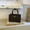 Bolsa Pequena Tote Retro de Nicho para Mulheres 2026 Novo Estilo Simples Quadrada Pequena de Camurça Bolsa de Ombro Transversal Texturizada