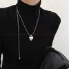 Cadena de Suéter con Borlas de Lujo Ligero Otoño e Invierno Nicho Corazón de Saturno Collar Largo Combinación para Suéter Accesorios No Contrastantes