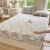 Chapéu de cama de veludo de leite esculpido espesso conjunto de três peças chapéu de cama de inverno forrado de lã colcha com tudo incluído conjunto de três peças