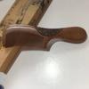 Peine grueso de durazno viejo antiestático para cabello mango largo peine de tallado ligero al por mayor peine de mango largo-madera de durazno viejo