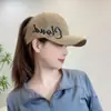 Gorra de Béisbol al por mayor de Estilo Nuevo con Aspecto Desgastado para Mujeres con Circunferencia de Cabeza Grande, Gorra de Moda Versátil para Hombres con Ala Ancha que Hace que la Cara Parezca Más Pequeña, Gorra de Béisbol Bordada