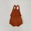 Ropa de Otoño 2026 para Bebés y Niñas Pequeñas, Color Caramelo Mono de Punto con Tirantes + Gorro