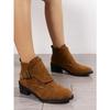 2024 Novas Botas Curtas Estilo Britânico com Fivela de Metal Grossa Cor Sólida Europeias e Americanas Botas Femininas Martin plus size Botas Femininas de Comércio Exterior