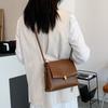 Bolsa pequena retrô francesa bolsa feminina 2022 novo nicho versátil textura avançada outono e inverno ombro crossbody pequena bolsa quadrada
