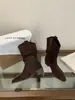 Botas curtas de camurça com salto grosso, estilo europeu e americano, para o Outono/Inverno de 2026, botas com salto empilhado, tamanhos 35-40