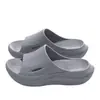 Pantuflas de una sola pieza moldeadas de Eva, Pantuflas transpirables de verano para hombres y mujeres que no causan mal olor en los pies, Adecuadas para uso en casa y al aire libre, Pantuflas de suela gruesa, Venta al por mayor desde el fabricante