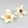 30 Estilos Realistas Cor Champagne Europeu Cabeças de Flor de Rosa Material DIY Grampo de Cabelo Flor de Cabelo Moldura de Foto Decoração de Fundo Flores de Seda