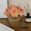 Ju Mo - Nueva simulación de otoño, serie de colores, borde quemado por el fuego, rosa en maceta, mesa de comedor, decoración para el hogar y la sala de estar, adornos de flores falsas