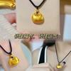 Collar Futuo de oro para mujer, colgante sencillo con cierre de imitación, colgante de arena dorada bañado en oro, joyería al por mayor