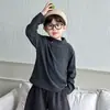 Roupa de Baixo Plush de Inverno com Manga Longa para Crianças 2026 Novo Estilo Tendência Roupas Quentes para Meninos Pequenos Bebê Estilo Coreano Roupa de Inverno