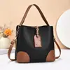 Bolsa balde de nicho da marca 2023fmxl feminina 2022 nova outono e inverno grande capacidade bolsa mensageiro para o dia a dia