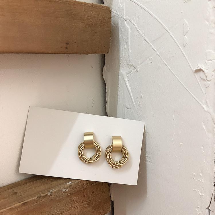 9800421815_476452910