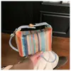 Tendencia de Moda 2026 Diseño Rayado Bolso Pequeño Cuadrado Tejido de Paja de un Solo Hombro Elegante Bolso Tejido de Gran Capacidad para Viajes Diarios para Mujeres