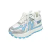 2026 Moda Casual de Verano Versátil Estilo Coreano Zapatos Blancos de Suela Gruesa Zapatos para Mujer que Aumentan la Altura Malla Transpirable Zapatos Dad Zapatos para Mujer