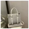 Bolsa de Mão Feminina Casual com Letras Estampadas de Grande Capacidade, Nova Moda 2025, Retrô, Tendência, para Levar na Mão, para o Dia a Dia