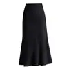 Falda de gamuza negra estilo sirena para mujer talla grande, nueva otoño/invierno 2026, que alarga la figura, adelgazante, moderna, rejuvenecedora, falda de longitud media