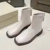 Botas femininas de tornozelo estilo coreano, coleção primavera/outono 2026, sola única, bico quadrado, rasas, cano curto, botas da moda, disponíveis em tamanhos maiores para mulheres com pés largos