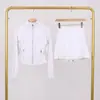 Conjunto Lulu de Jaqueta e Saia com Gola Alta Curta, Saia Esportiva de Tênis, Conjunto Fitness Anti-Exposição Feminino para Yoga