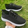 Tênis Esportivos de Malha Respirável para o Verão 2025 Moda Sapatos de Malha Planos para o Verão Leves e Confortáveis Sapatos Femininos Sola Macia Tênis de Corrida