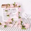 Ramas artificiales de flor de cerezo para boda, enredadera de flores falsas rosas, flores de plástico, árbol decorativo para techo de sala de estar, flores de seda