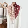 Pañuelo Cuadrado Vintage con Borlas Estampado Paisley Pañuelo para el Cuello con Colgante Estampado de Lunares y Anacardos Pañuelo de Seda con Flecos para Mujer Imitación de Algodón y Lino
