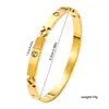 Venta Caliente Transfronteriza Pulsera de Moda de Acero Inoxidable Estilo Europeo y Americano Lujo Ligero Incrustada con Circonita Mismo Estilo que las Celebridades de Internet Joyería de Mano Fuente Venta al por Mayor