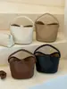 Nova Bolsa de Balde Elegante de Design de Nicho Primavera 2026 Tendência de Moda Texturizada Feminina Casual Ombro Transversal