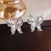 Pendientes de Perla Mariposa de Circonita de Lujo Ligero Aguja de Plata, Pendientes de Temperamento Simple Únicos, Pendientes de Diseño Nicho de Gama Alta para Mujer