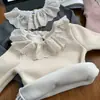 Camiseta térmica de forro polar para niña, nuevo estilo otoño/invierno 2026, mono de forro polar para niño con cuello de encaje, camiseta gruesa para bebé