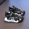 Sandalias de Suela Blanda para Niños 2026 Verano Nueva Moda Zapatos Casuales Versátiles para Niños, Zapatos Cerrados Anti-Pateaduras para Niños Mayores
