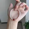 Pulsera de Perlas de Agua Dulce Rosa y Morada para Mujer, Pulsera de Cuentas Rojo Cinabrio, Lujo Accesible Elegante, Nueva Joyería de Mano Animal del Año Chinoiserie