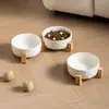 Cuenco de Cerámica Blanca Esmaltada Simple con Forma de Pata de Gato con Base de Bambú, Cuenco Antiderrames para Mascotas, Cuenco para Gatos, Cuenco para Perros, Bebedero para Gatos