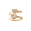Luxo Leve e de Alta Qualidade, Elegantes, Brincos Assimétricos, Design de Abertura com Zircônia, Clipe Elegante para Cartilagem da Orelha, Novo Estilo da Moda