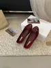 First Encounter Temporada 3Sapatos Loafer de Veludo Doce Estilo Francês com Salto Oculto Feminino 2026 Outono Estilo Pequeno Chanel Sapatilhas de Ballet Feéricas