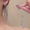 "Lengyan Streamline" Pendientes Metálicos Exagerados de Pétalos Resistentes Clip para Oreja Pendientes Exquisitos de Lujo Ligero de Nicho para Mujer