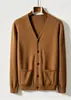 Comercio Exterior al por Mayor Cárdigan de Punto para Hombre Casual de Negocios Suéter de Color Sólido con Cuello en V Hombre Simple Suéter de Primavera y Otoño Ropa para Hombre