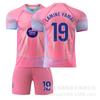 2526 Edição Especial Barcelona Não. 19 Yamal 8 Pedri 6 Gavi Uniforme de Futebol Rosa Infantil Masculino Lewandowski