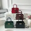Verão 2026 Nova Moda Padrão de Crocodilo Estiloso Simples Versátil Retrô Bolsa de Ombro Único Transversal Bolsa Kelly Transfronteiriça