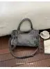 Tendencia de moda transfronteriza, nuevo bolso tote retro de alto valor para mujer, bolso de hombro y cruzado de gran capacidad
