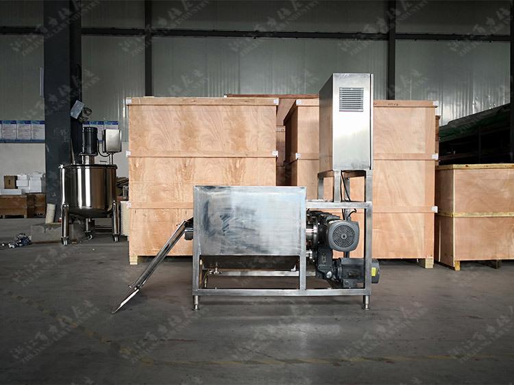 卧式三螺带混合机_13