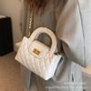 Bolsa de Mão Pequena Acolchoada Estilo Chanel para Mulheres 2026 Nova Moda Versátil Bolsa Transversal Elegante com Corrente Bolsa Pequena para o Dia a Dia