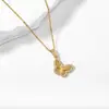 Collar Cruzado de Acero de Titanio Suerte Trébol de Cuatro Hojas con Colgante de Mariposa de Zirconia Cadena para Clavícula Grabada con Patrón de Sol de Acero Inoxidable