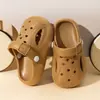 Sandalias Cerradas de Dibujos Animados de Verano para Niños con Suelas Suaves Antideslizantes para Niños y Niñas, Edades 1-8, con Luces