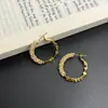 Aretes de Aro de Plata Color Dorado para Mujer, Lujo de Nicho con Sensación de Alta Gama, Modelo Único Nuevo 2026 Aretes de Aro Lisos