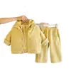 Conjunto de invierno para niños con forro polar 2026 estilo nuevo, chaleco grueso de moda para bebés niñas, conjunto de invierno cálido de tres piezas para niños