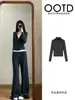 Conjunto de chaqueta deportiva de principios de otoño para mujer, atuendo moderno estilo coreano, único y súper elegante, sensación de alta calidad, top ajustado para otoño e invierno