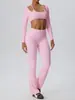 Conjunto de yoga de tacto natural doblemente molido, tipo dos piezas falsas, pantalones de manga larga microacampanados, conjunto deportivo de dos piezas para fitness 62535+52338