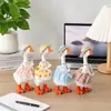 Amazon Verano Nuevo Lanzamiento Set de Vestido de Ganso para Escritorio de 7 pulgadas Disfraz Lindo de Mini Ganso (ganso no incluido)